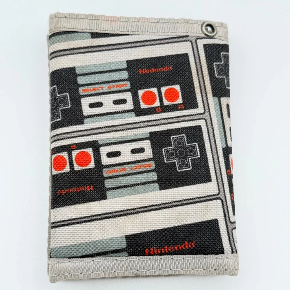 Nintendo NES Controller Canvas Trifold‎ Wallet Retro Gaming Gray Black Red